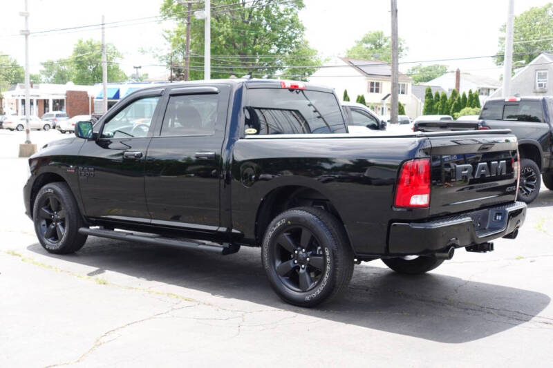 ram ram 1500 classic 2022 1C6RR7KT2NS161854 image ram ram 1500 classic 2022 1C6RR7KT2NS161854 image